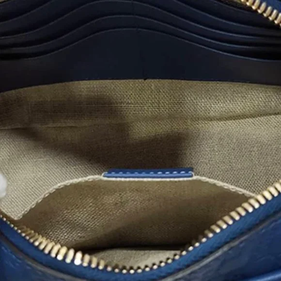 Gorgeous Gucci Microguccima Leather Messenger Bag in Blue Leather - Picture 3 of 3